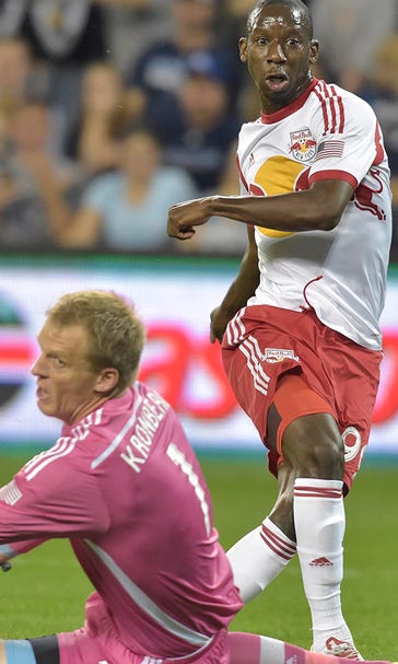 MLS Roundup: Bradley Wright-Phillips ties MLS single-season goals mark